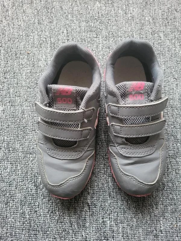 New Balance 500 Girls' Sneakers Size 27.5 Grey and Pink with Velcro – photo 3